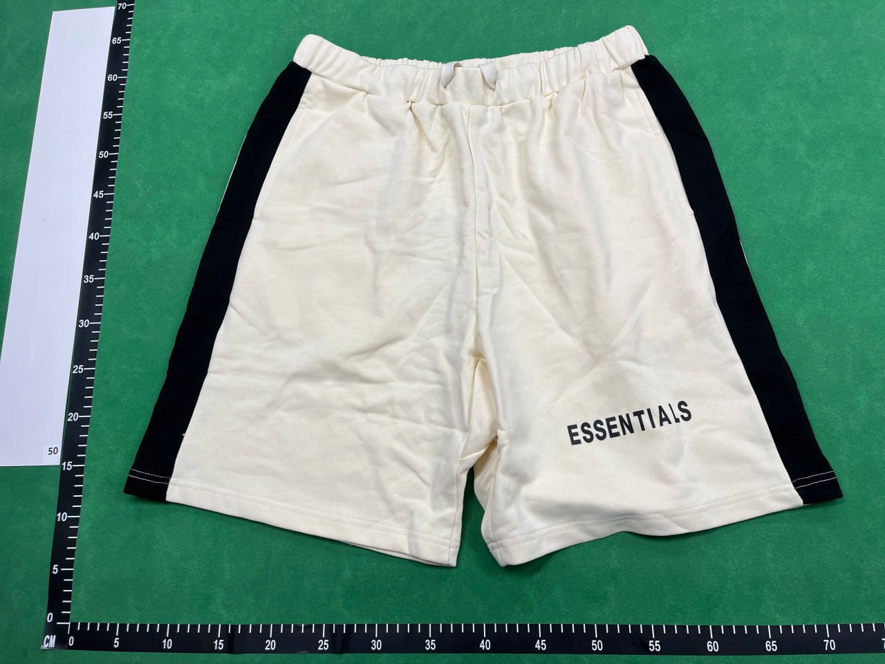 ESSENTIALS SHORTS -2