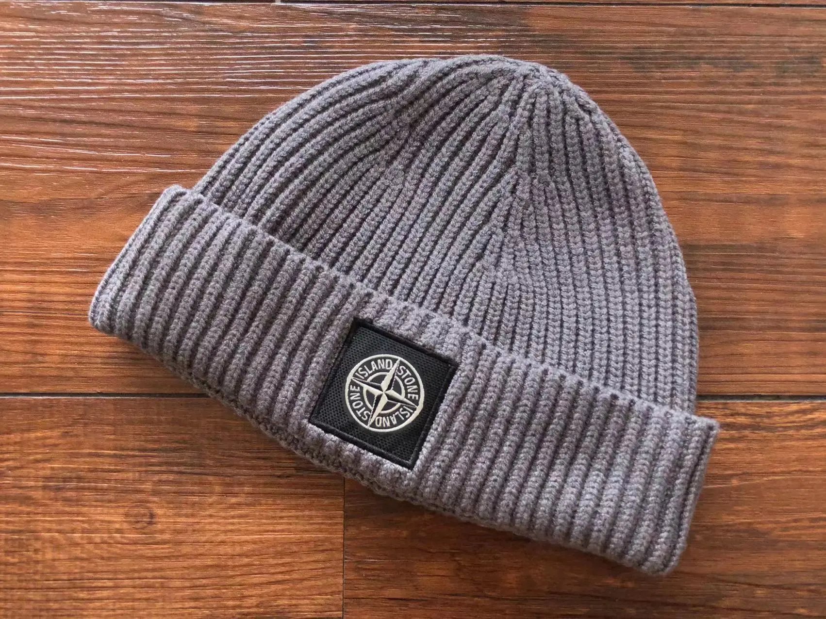  stone lsland cap -3