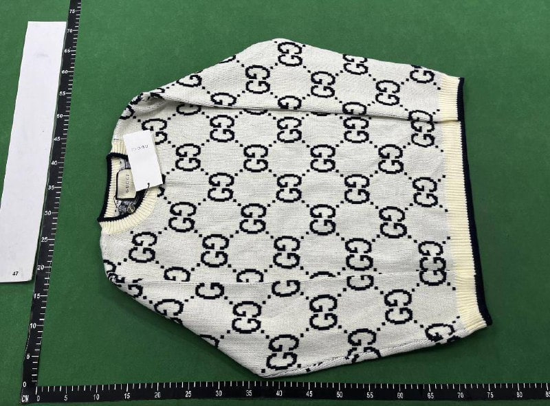 Gucci sweater   (40 CP) -3