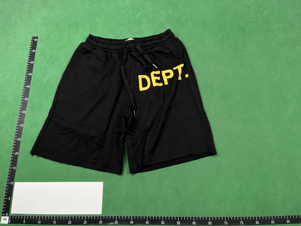 GALLERY DEPT Shorts -4
