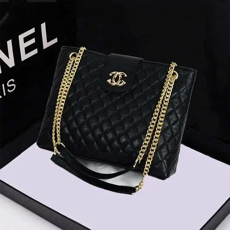 Chanel Fashion Bag