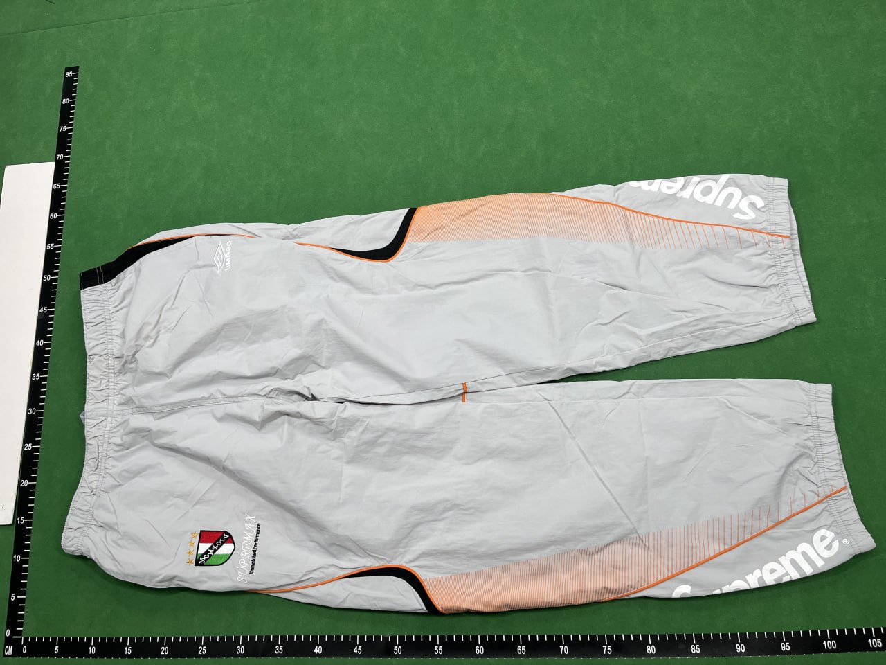 Supreme SS22 Week 11 x umbro -2