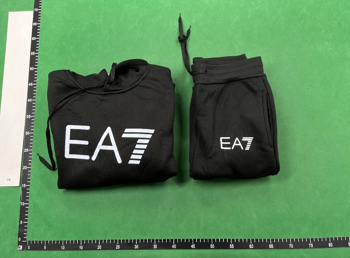 EA7 Suit High version -4