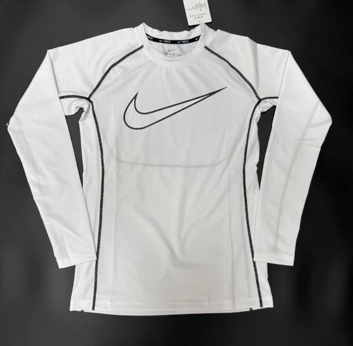 Nike T-shirts -2