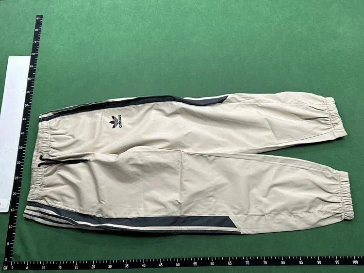 Adidas suit -4