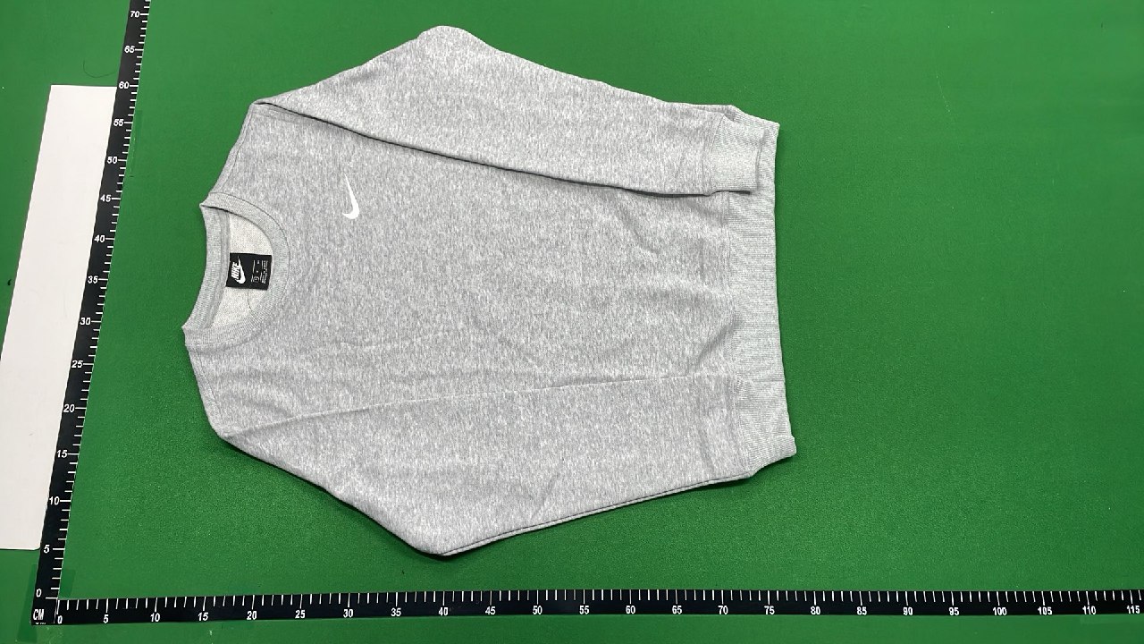 Nike Men's Classic Crewneck Sweatshirt -3