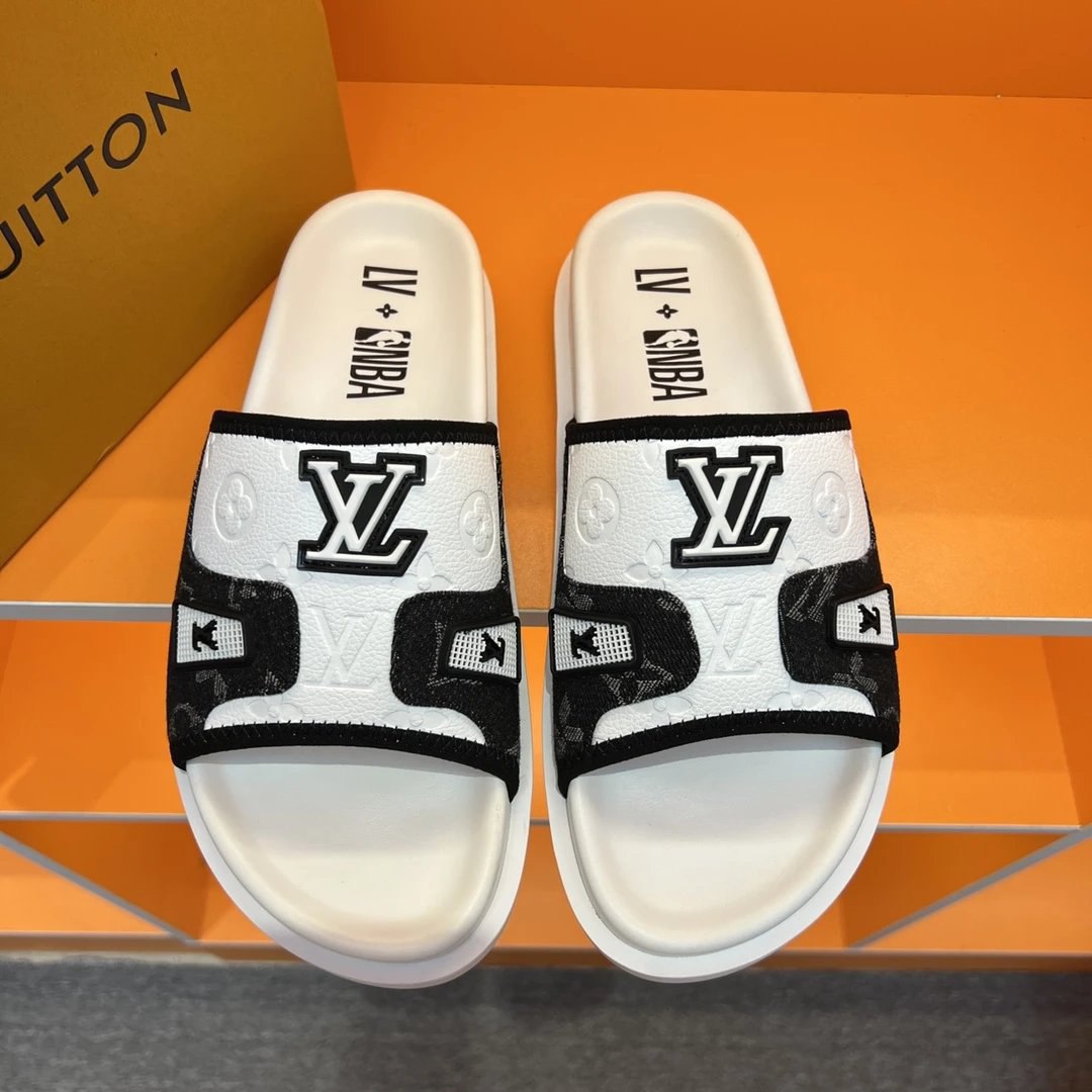 Louis Vuitton Leather Slippers（40 styles） -2