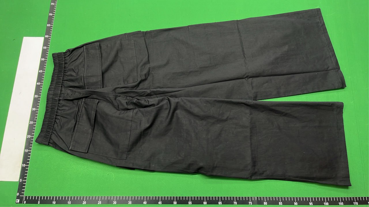 Men's Wide Leg Cargo Pants with Zipper Details - UrbanTrend -4