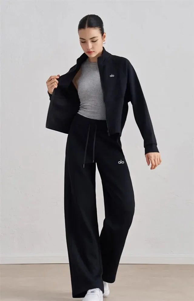 ALO pants -3