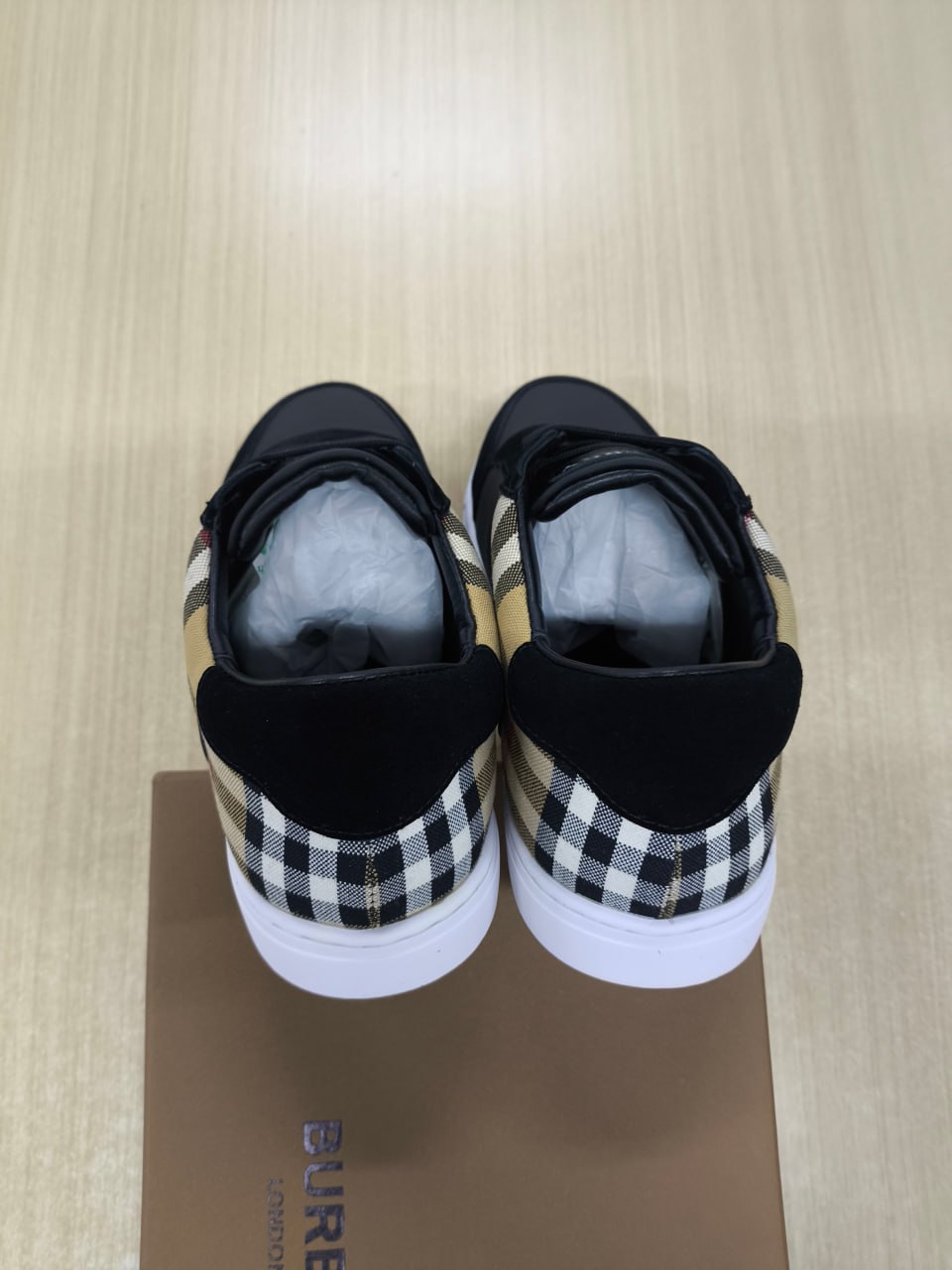 Burberry -3