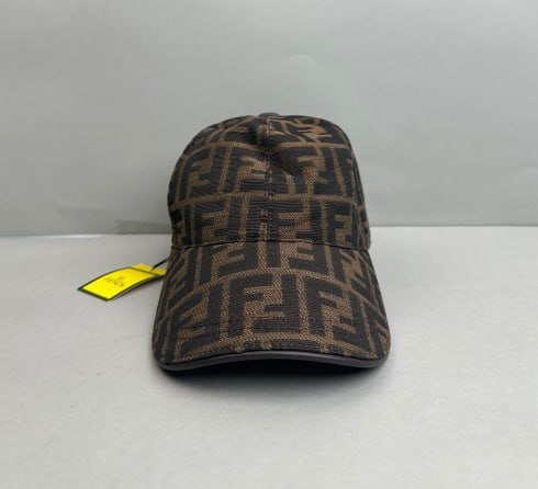 Gorra fendi -3