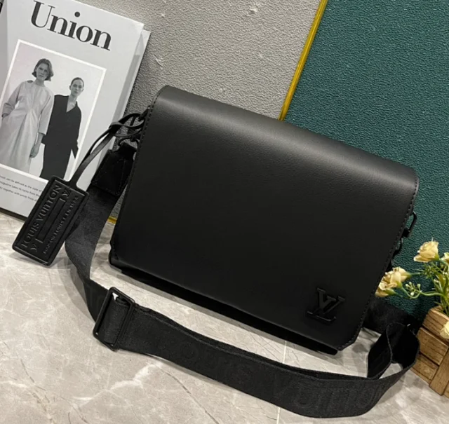 LV bag -2