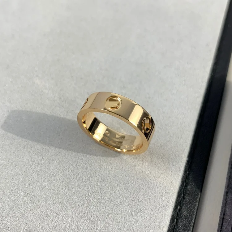 Cartier ring high-q