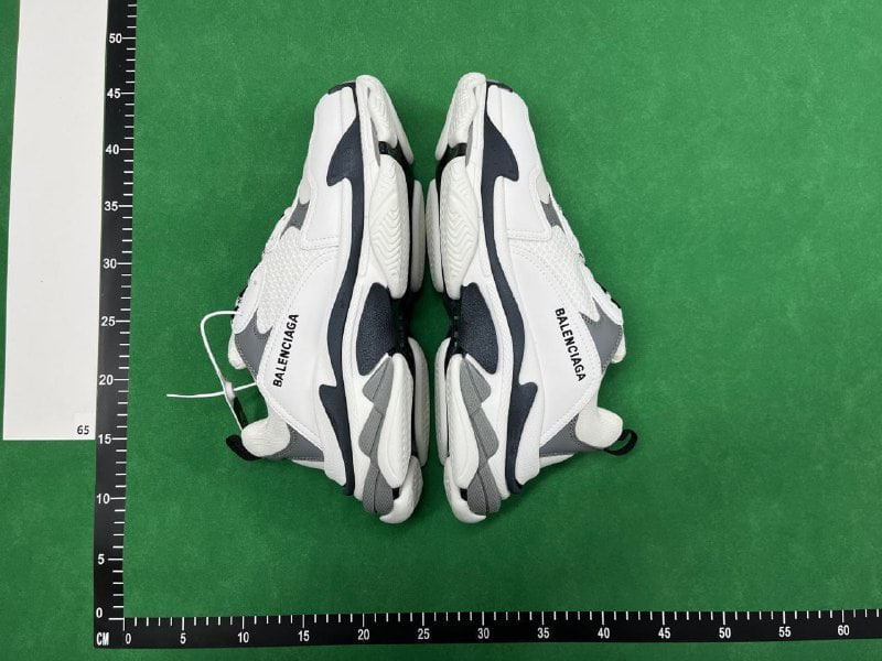 Balenciaga Triple S -4