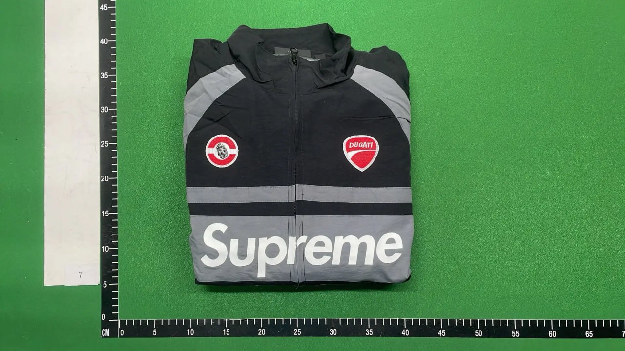 Supreme x Ducati  -2