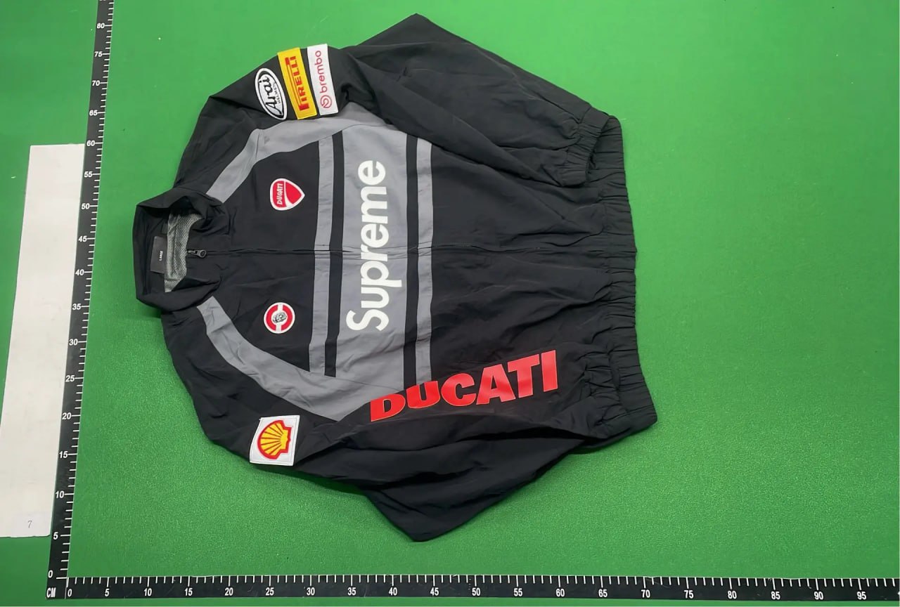 Supreme x Ducati  -3