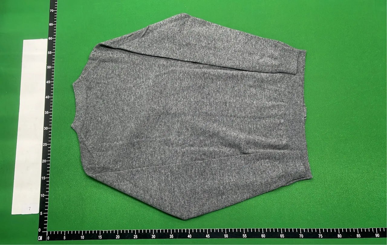 Play Sweater -3