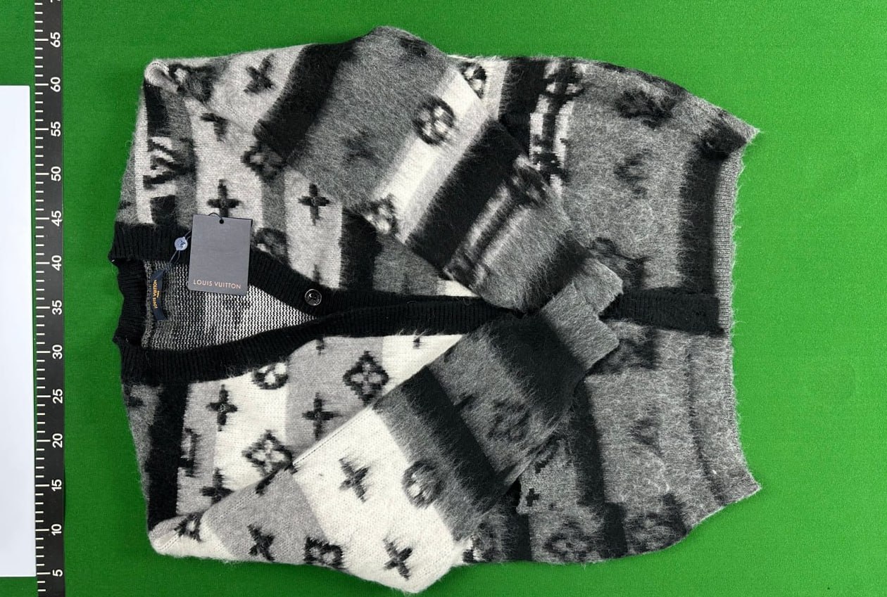 Louis Vuitton Sweater -2