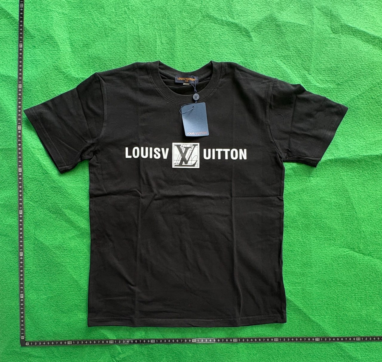 Louis Vuitton Graphic T-Shirt [40 styles] -3