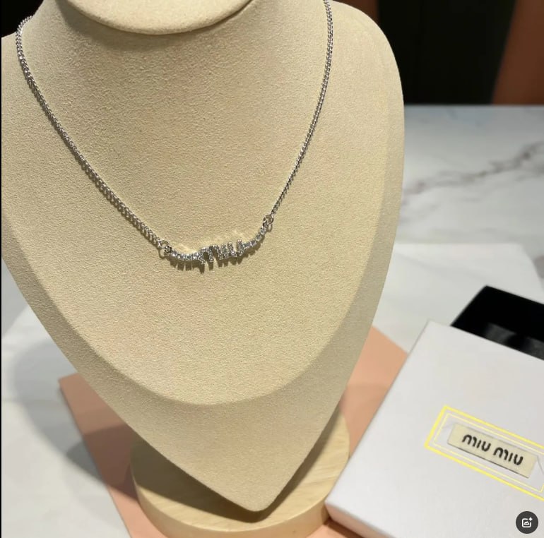 Miu Miu Logo Pendant Necklace -4