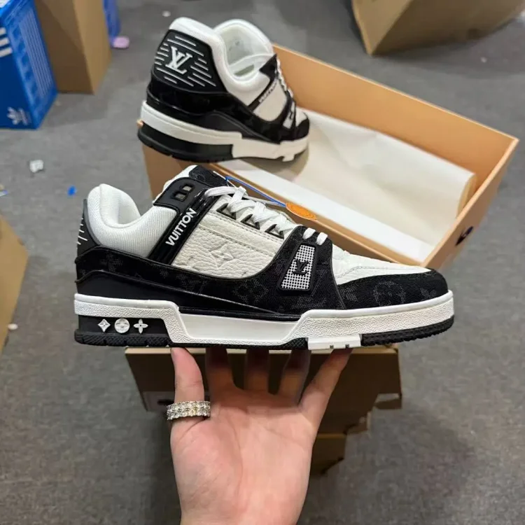 Louis Vuitton Trainer Sneakers