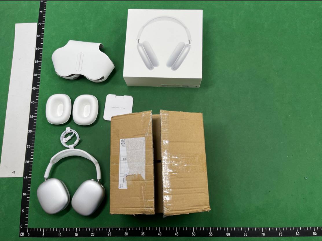 Apple AirPods Max Headphones -4