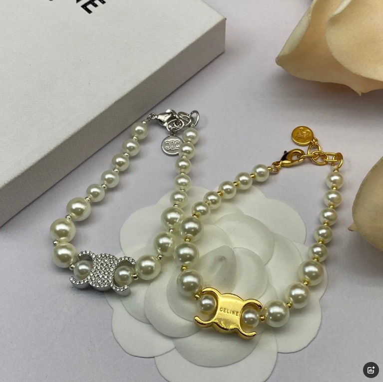 Celine Pearl Bracelet with Triomphe Motif [2 styles] -3
