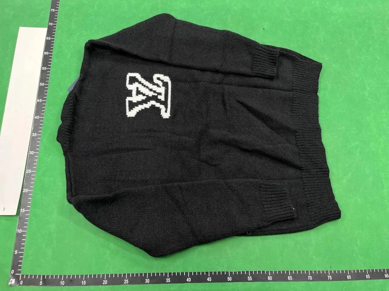 Louis Vuitton Monogram Intarsia Knit Sweater [2 styles] -3